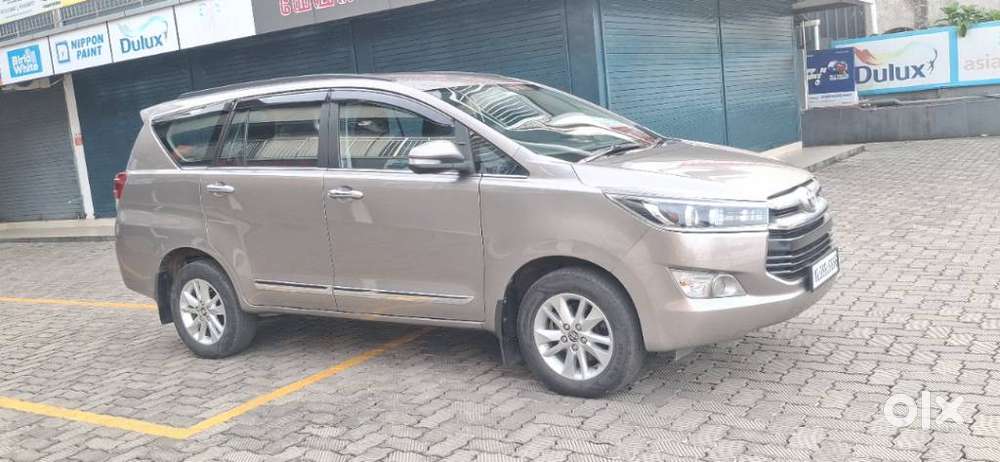 Toyota Innova Crysta 2.4 V, 2016, Diesel