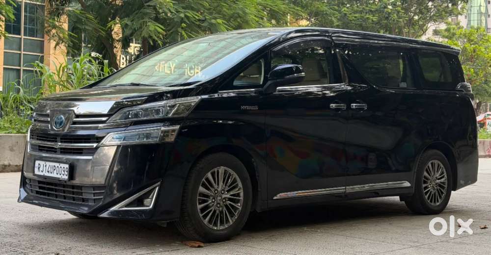Toyota Vellfire, 2022, Petrol