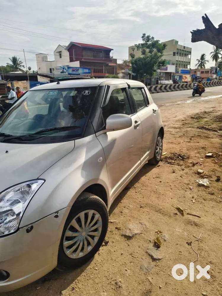 Swift Vxi 2008 Km Driven