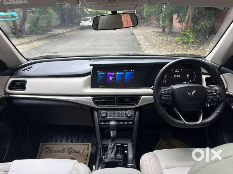 Mahindra Xuv700 2.2 Ax 5 Diesel At 7 Str, 2024, Diesel