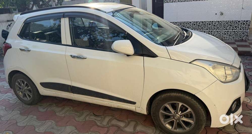 Hyundai Grand I10 2016 Diesel 90000 Km Driven
