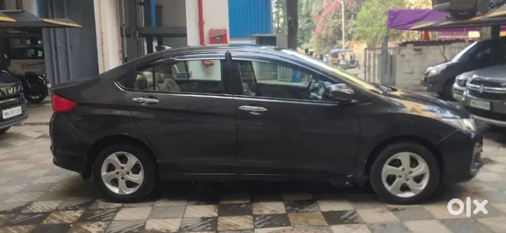 Honda City Full Automatic With Sunroof