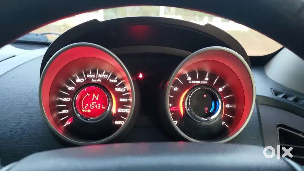 Mahindra Xuv500 2wd 2013