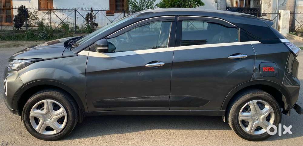 Tata Nexon 1.2 Revotron Xm Plus (s), 2023, Petrol