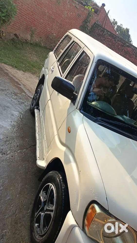 Mahindra Scorpio 2010 Diesel 175000 Km Driven