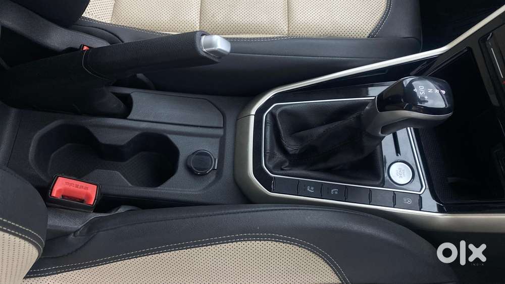 Volkswagen Virtus 1.0 Topline Tsi At, 2023, Petrol