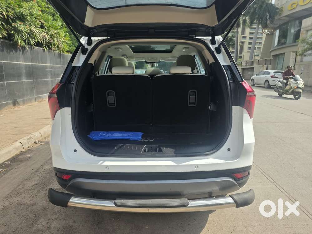 Mahindra Xuv700 2.2 Ax 7 Diesel At Luxury Pack Str, 2024, Diesel