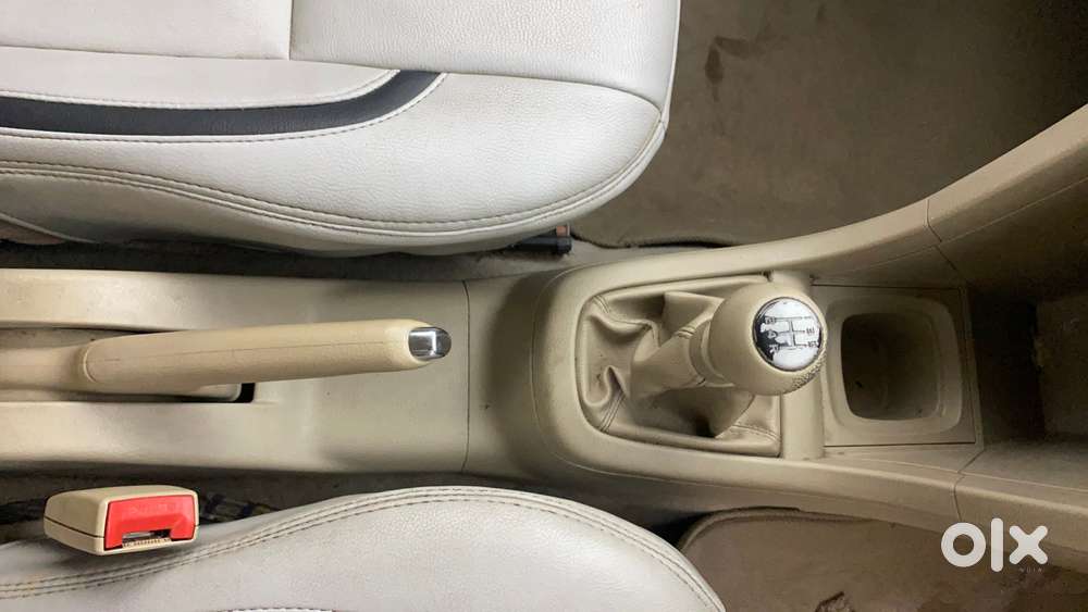 Maruti Suzuki Swift Dzire Vxi 1.2, 2013, Petrol