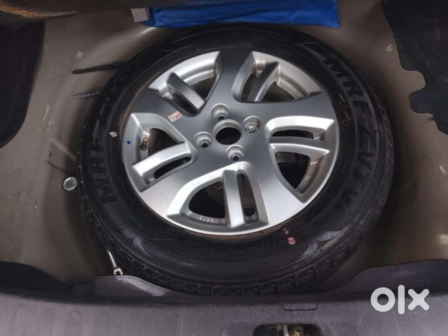 Maruti Suzuki Swift Dzire 1.2 Zxi Bsiv, 2014, Petrol