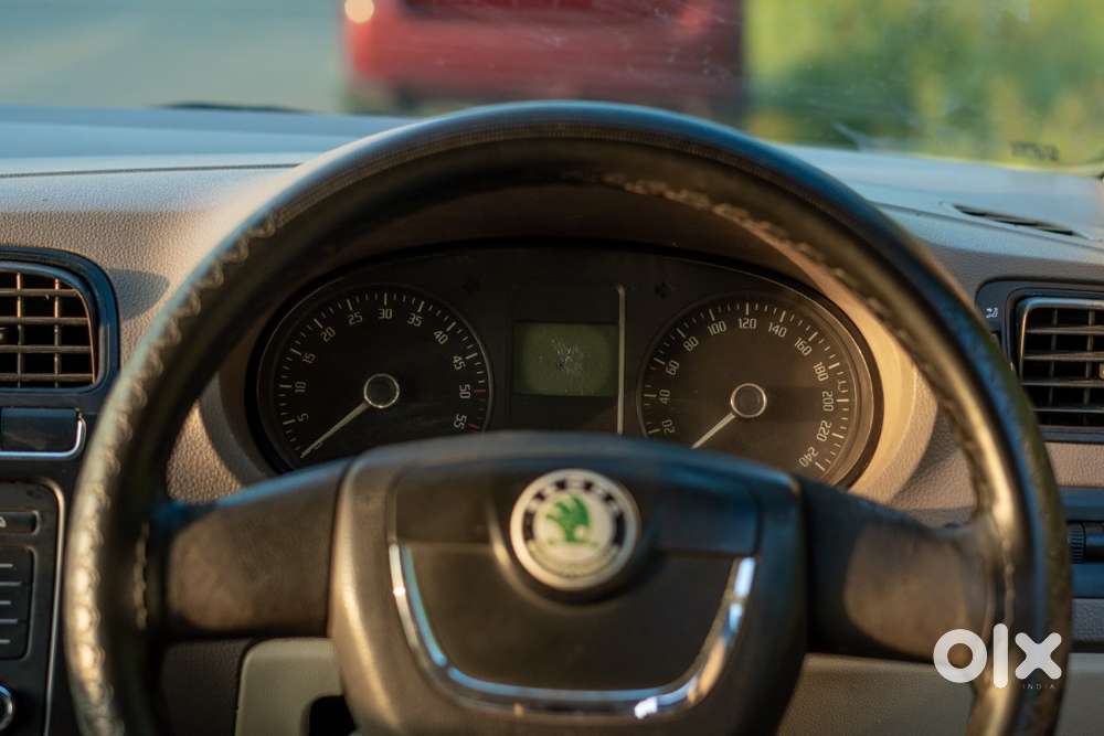 Skoda Rapid 1.6 Tdi 2012 Diesel Car