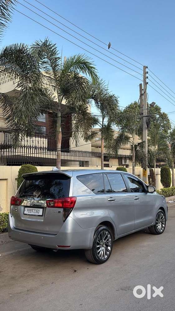 Toyota Innova Crysta 2020 Diesel 102000 Km Driven