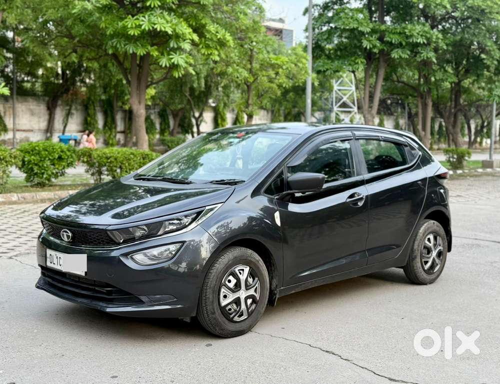 Tata Altroz 1.2 Xe, 2021, Petrol