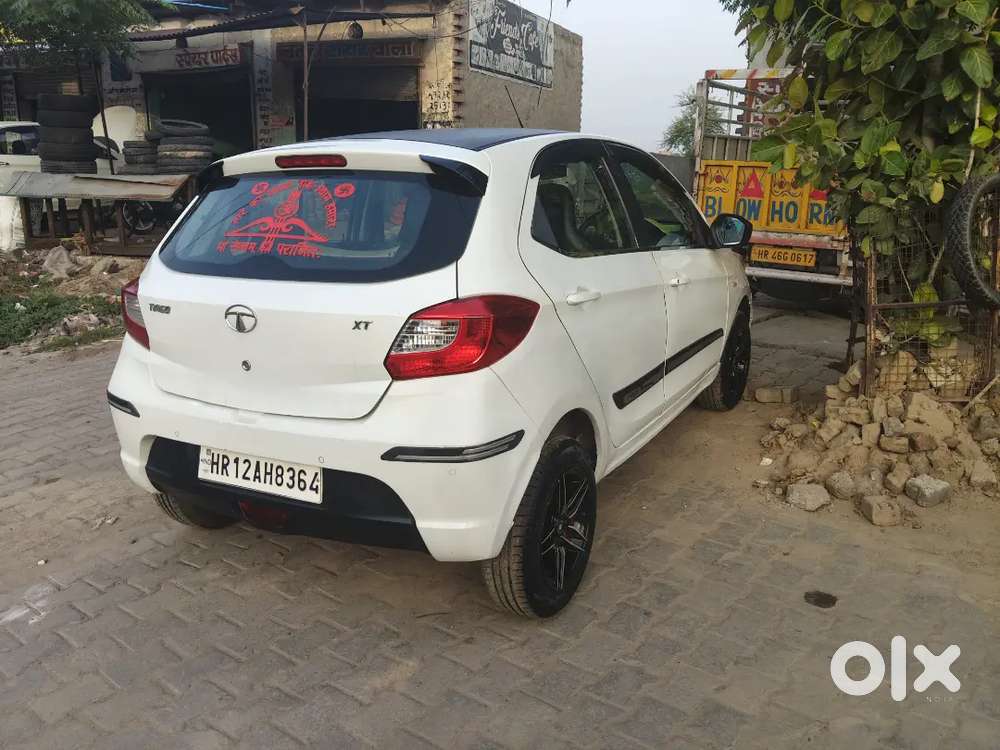 Tata Tiago 2018 Petrol 120000 Km Driven With Savice Record Number 26ki
