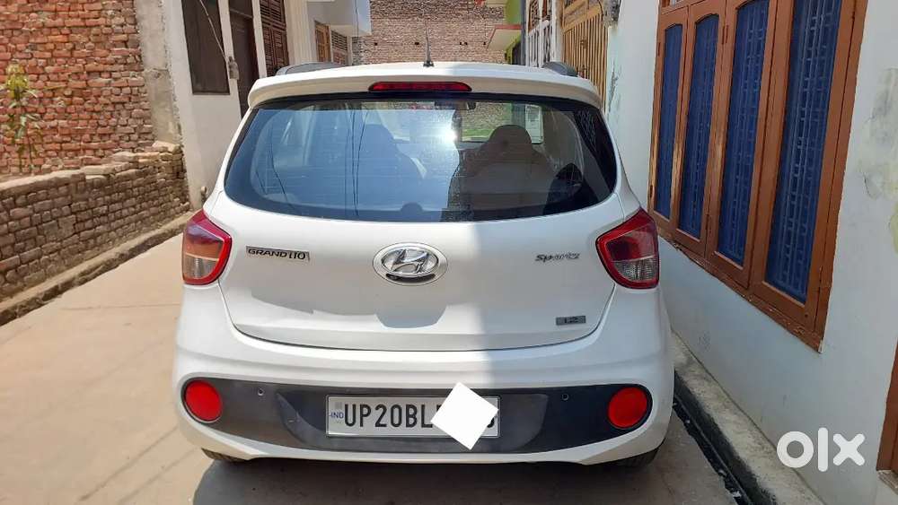 Hyundai Grand I10 2019 Petrol 27200 Km Driven Brand New Condition