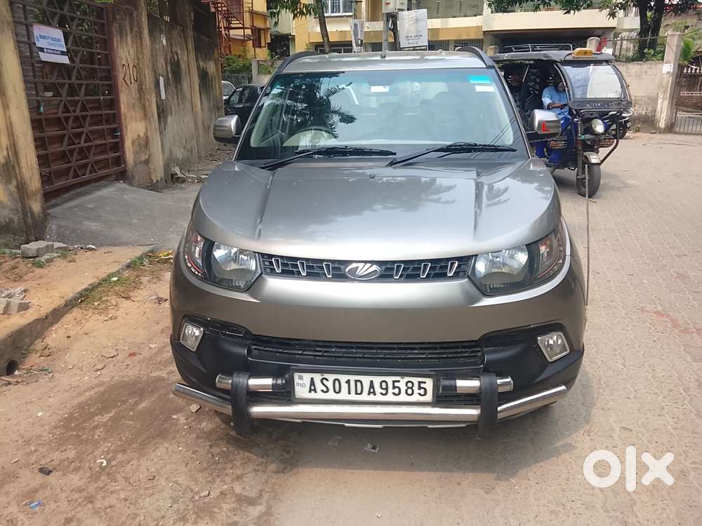 Mahindra Kuv100 Nxt 1.2 K8 Petrol 6 Str Dual Tone, 2017, Petrol