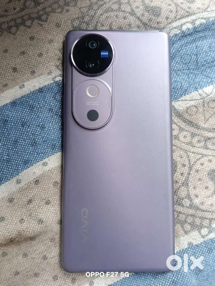 Vivo V40 New Condition