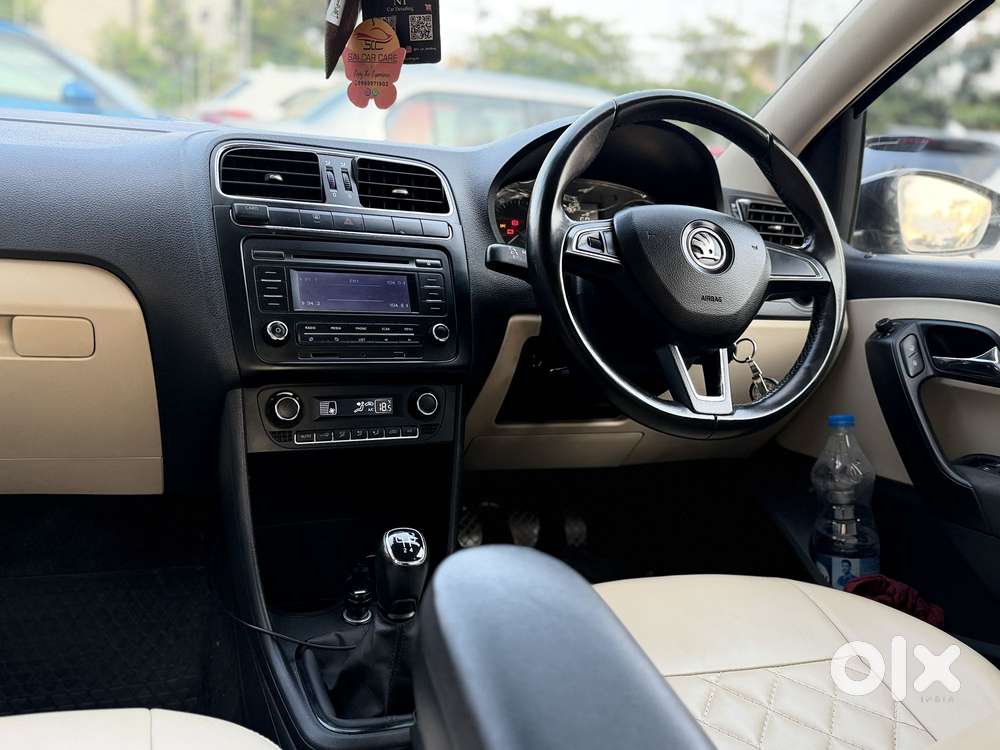 Skoda Rapid 1.6 Mpi Mt Elegance Plus, 2018, Petrol