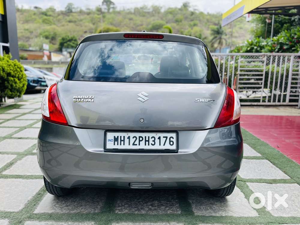 Maruti Suzuki Swift Vxi Optional, 2017, Petrol