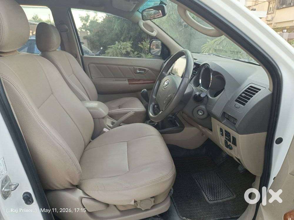 Toyota Fortuner 3.0 4x4 Manual, 2011, Diesel