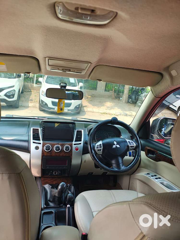 Mitsubishi Pajero Sport 2.5 Manual, 2012, Diesel