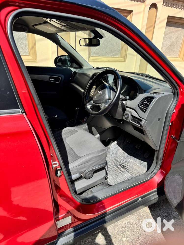 Maruti Suzuki Brezza 2016 Diesel. Single Hand Driven Good Condition