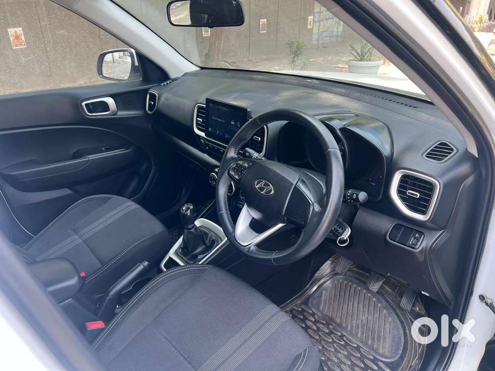 Hyundai Venue S Plus Mt 1.2 Kappa, 2022, Petrol