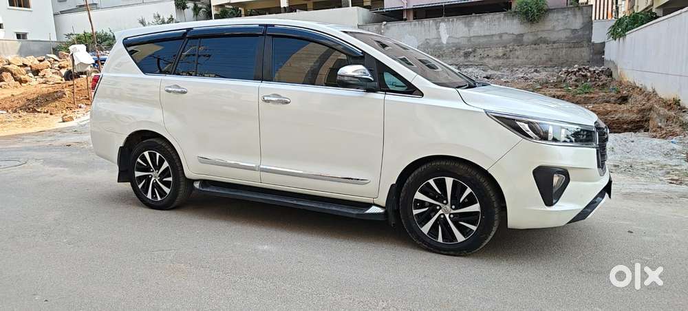 Toyota Innova Crysta 2.5z, 2022, Diesel