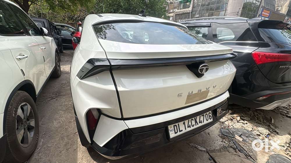 Tata Curvv Creative 1.2 Revotron Petrol 6mt, 2025, Petrol