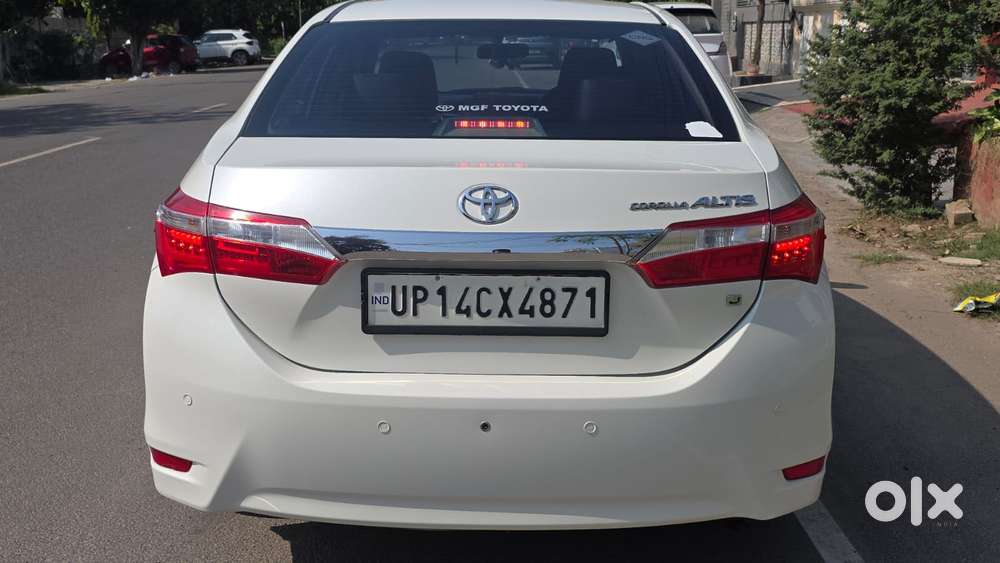 Toyota Corolla Altis J S, 2016, Cng & Hybrids