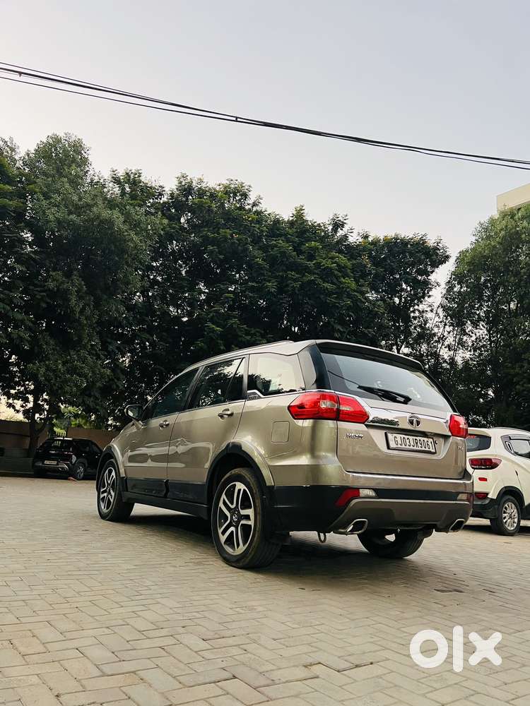 Tata Hexa 2.2 Xta 4x2 7 Str Dual Tone, 2017, Diesel
