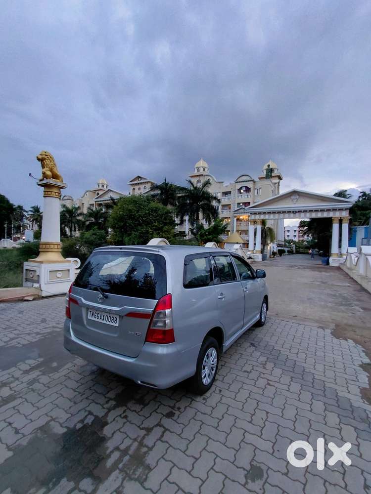 Toyota Innova 2.5 G (diesel) 8 Seater Bs Iv, 2016, Diesel