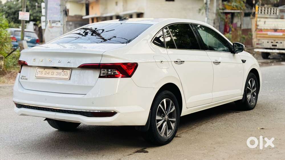 Skoda Slavia Style 1.0l Tsi Mt, 2022, Petrol