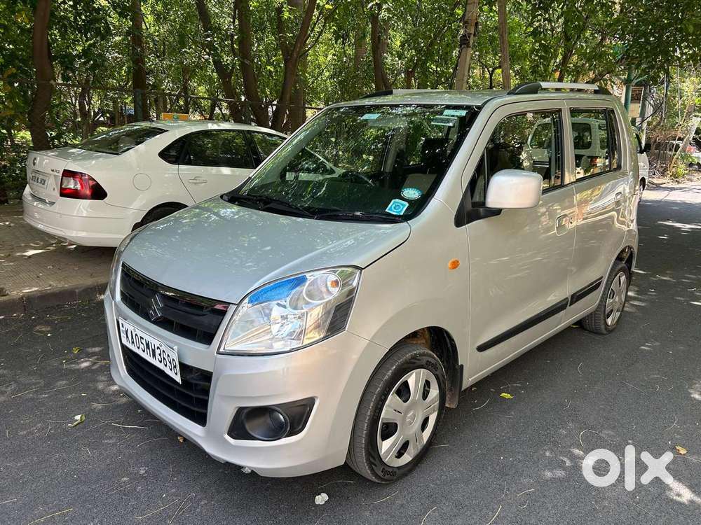 Maruti Suzuki Wagon R Vxi Amt1.2, 2017, Petrol