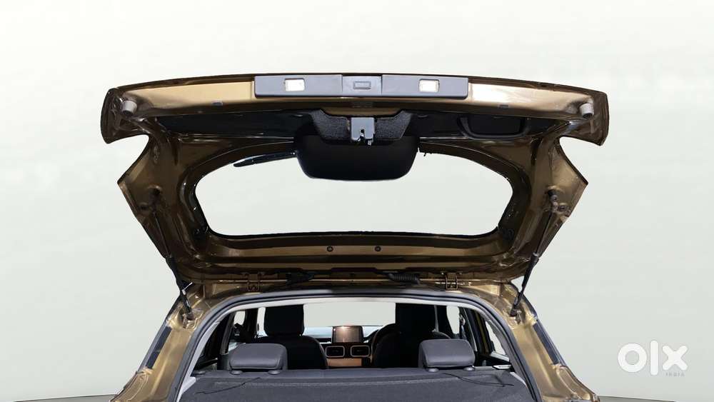 Tata Punch 1.2 Revotron Creative Amt Dual Tone, 2023, Petrol