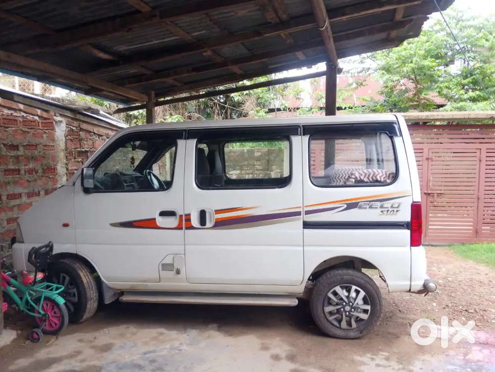 Maruti Suzuki Eeco 8 Cng & Hybrids 80000 Km Driven