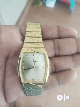 Titan watch 9315 baa price hotsell