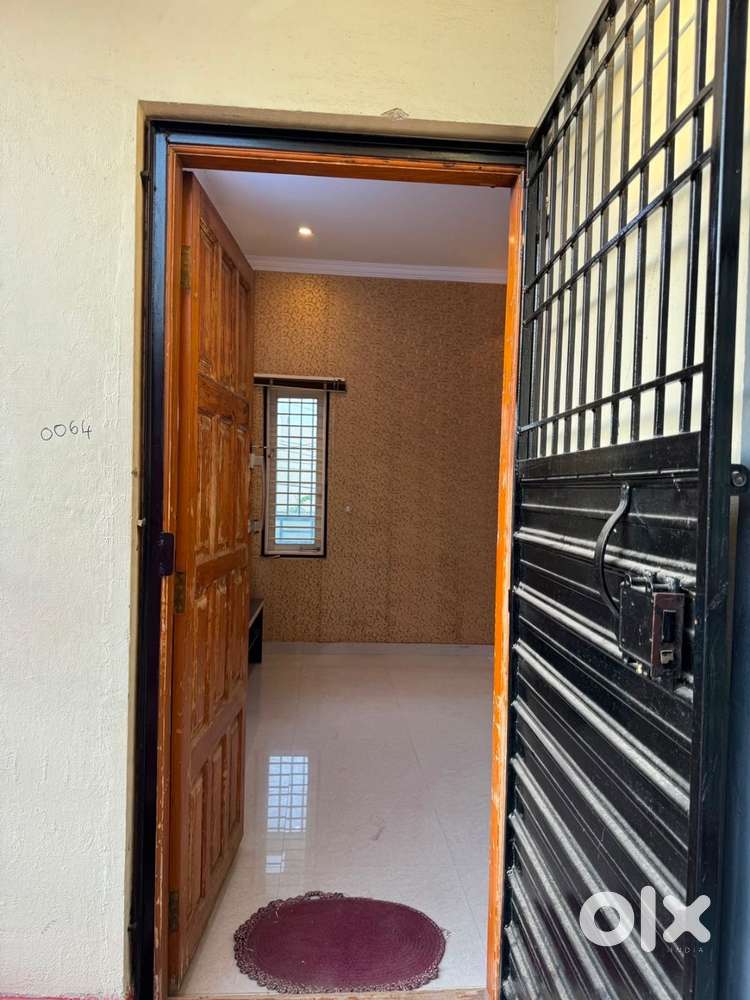 1BHK for Rent with sit out