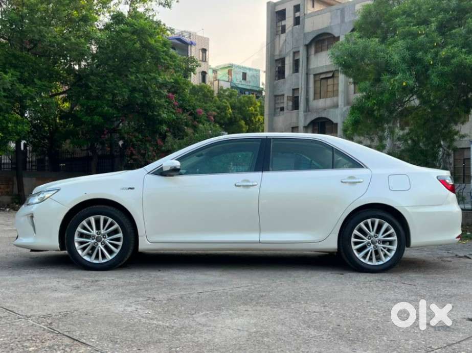 Toyota Camry Hybrid, 2017, Petrol