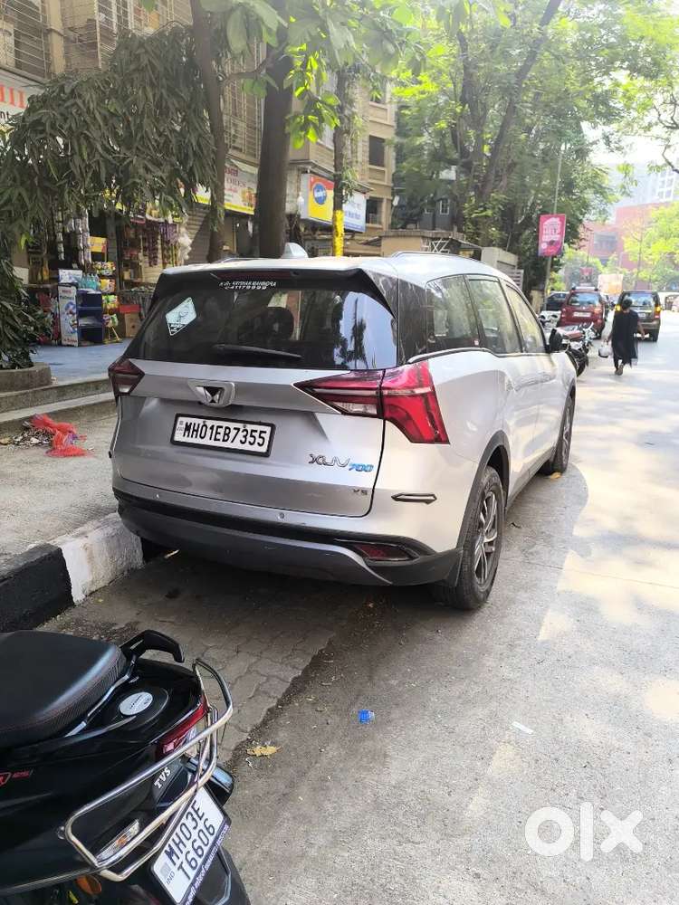 Mahindra Xuv700 Petrol Manual 2022 1st Owner