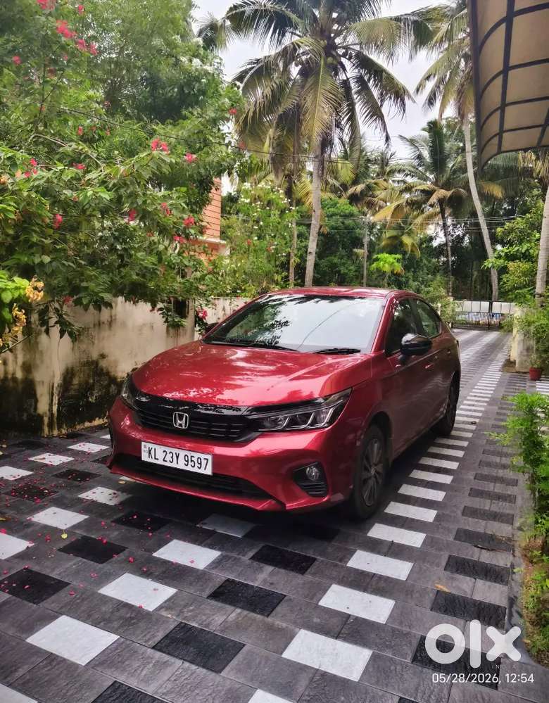 Red Honda City V Petrol 2025 Sport Edition