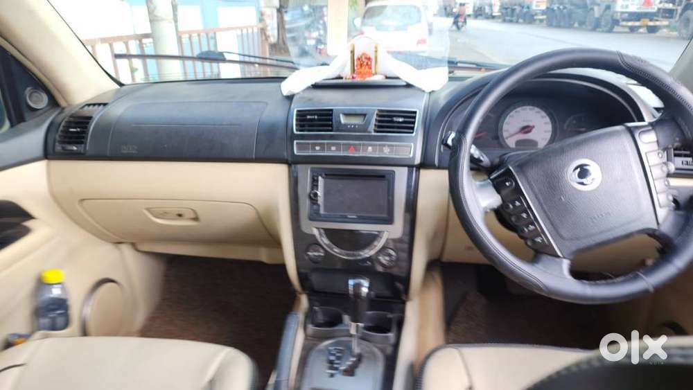 Mahindra Rexton, 2015, Diesel