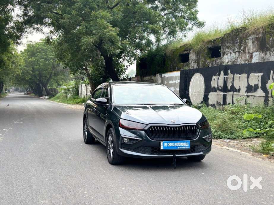 Skoda Slavia 1.0 Tsi Style, 2023, Petrol