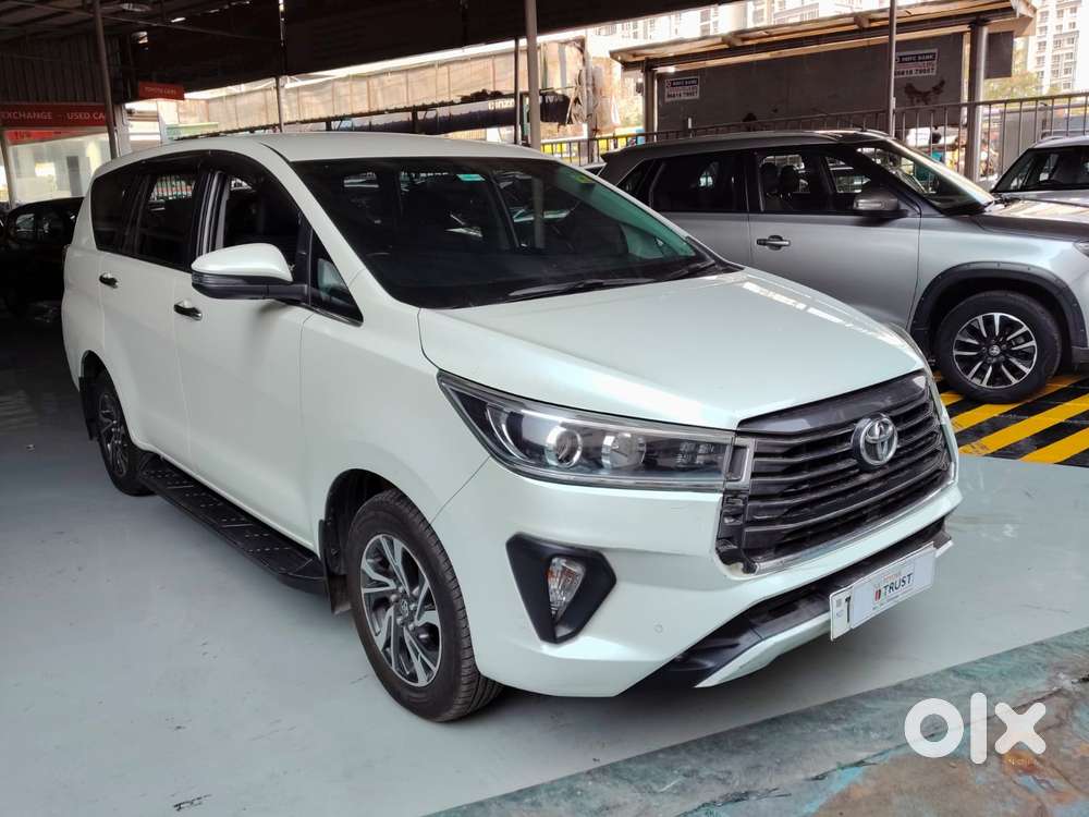 Toyota Innova Crysta