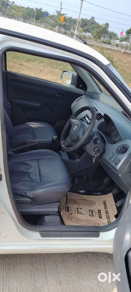 Maruti Suzuki Swift Dzire Tour Ldi, 2015, Diesel