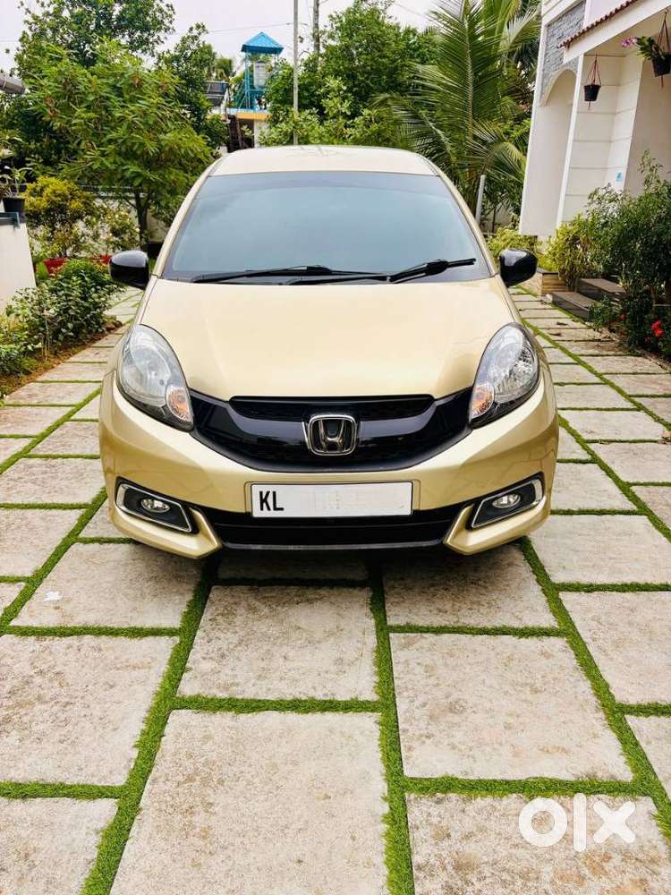 Honda Mobilio 1.5 S I-vtec Mt, 2015, Petrol