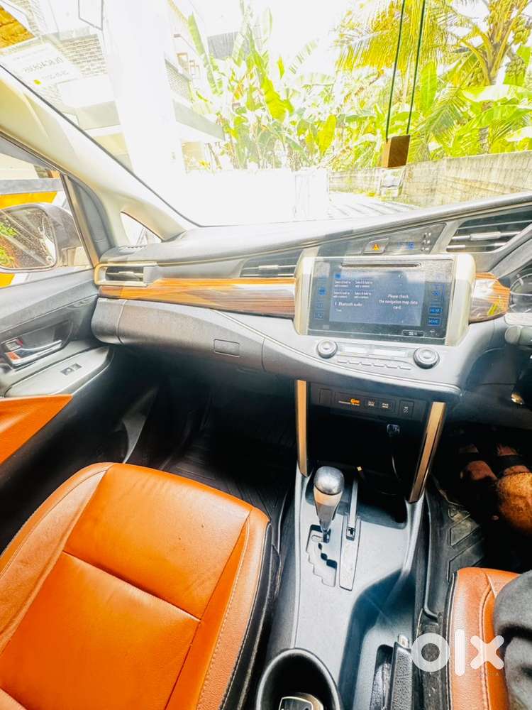 Toyota Innova Crysta 2017