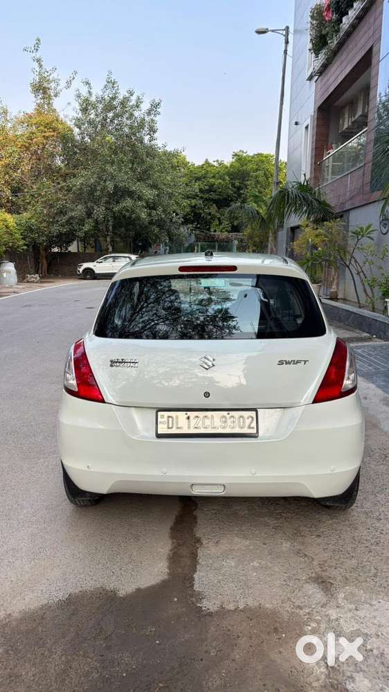 Maruti Suzuki Swift Lxi Optional-o, 2017, Cng & Hybrids