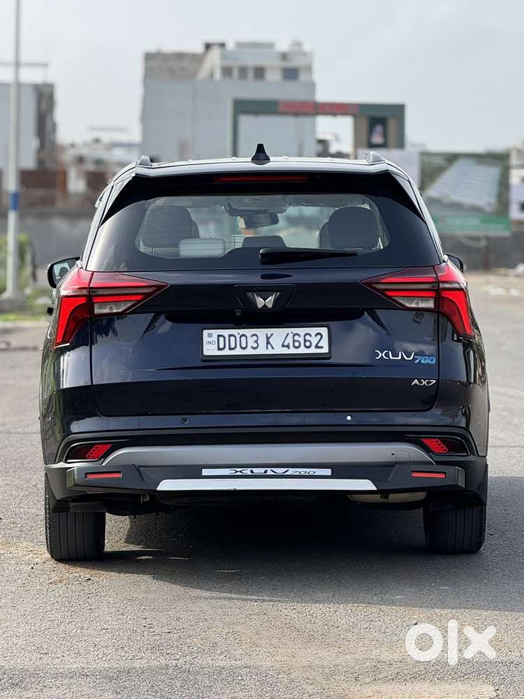Mahindra Xuv700 2.0 Ax 7 Petrol At Str, 2022, Petrol