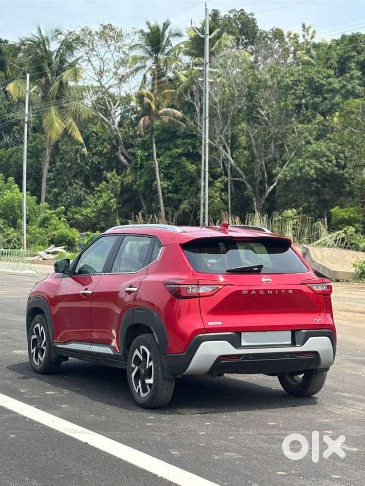 Nissan Magnite 1.0 Xv Premium Turbo Cvt, 2022, Petrol