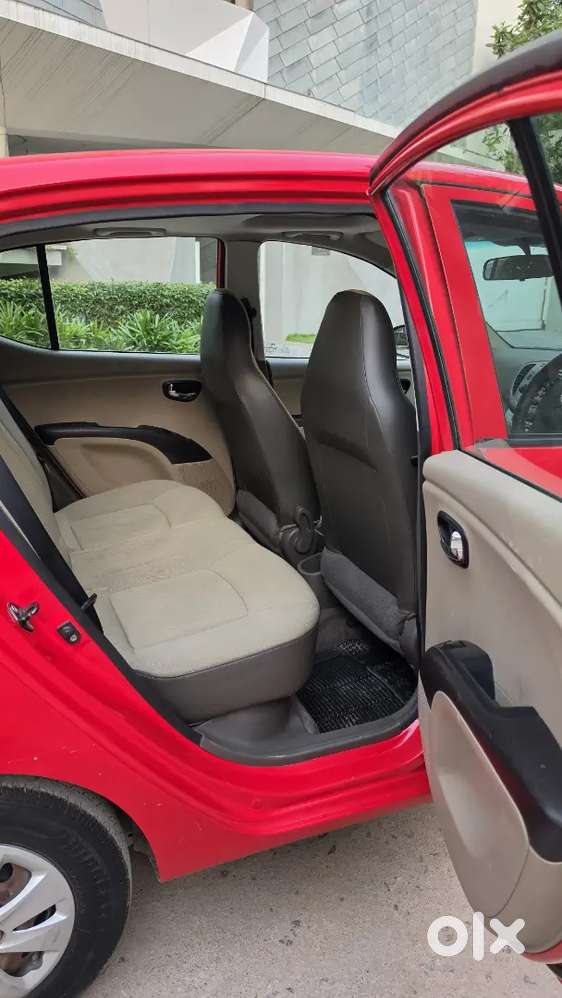 Hyundai I10 Asta 2012 Automatic With Sunroof